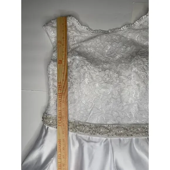 Jaden White Sleeveless Dress Size 114 x 98 cm - Picture 8 of 10